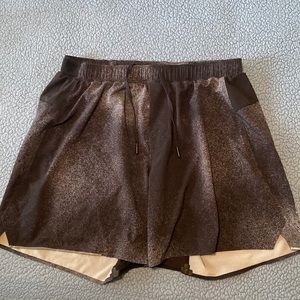 Lululemon men’s 5 inch surge short lined size L